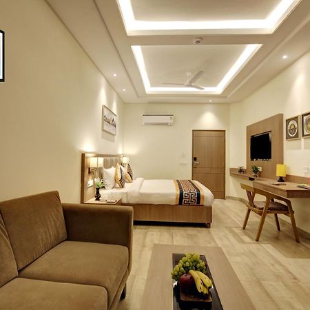 Hotel City Lite Near Igi Airport 뉴델리 외부 사진