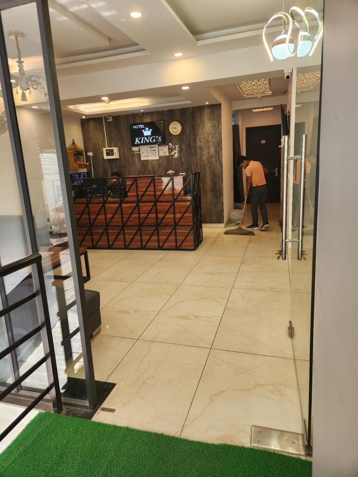 Hotel City Lite Near Igi Airport 뉴델리 외부 사진